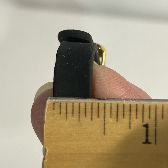 Rustic Cuff Silicone Elastic Buckle Black Bracelet - Picture 5 of 5